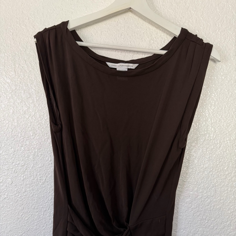 Diane von Furstenberg Sleeveless Brown Knot-Front Women's Dress 10 - Picture 5 of 8